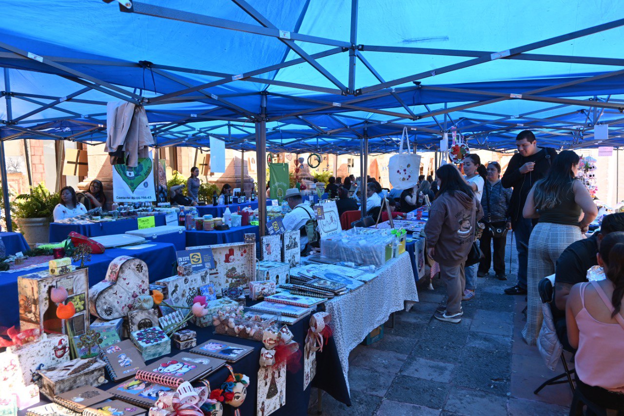 Artesanías, comida y música llegan al CEART