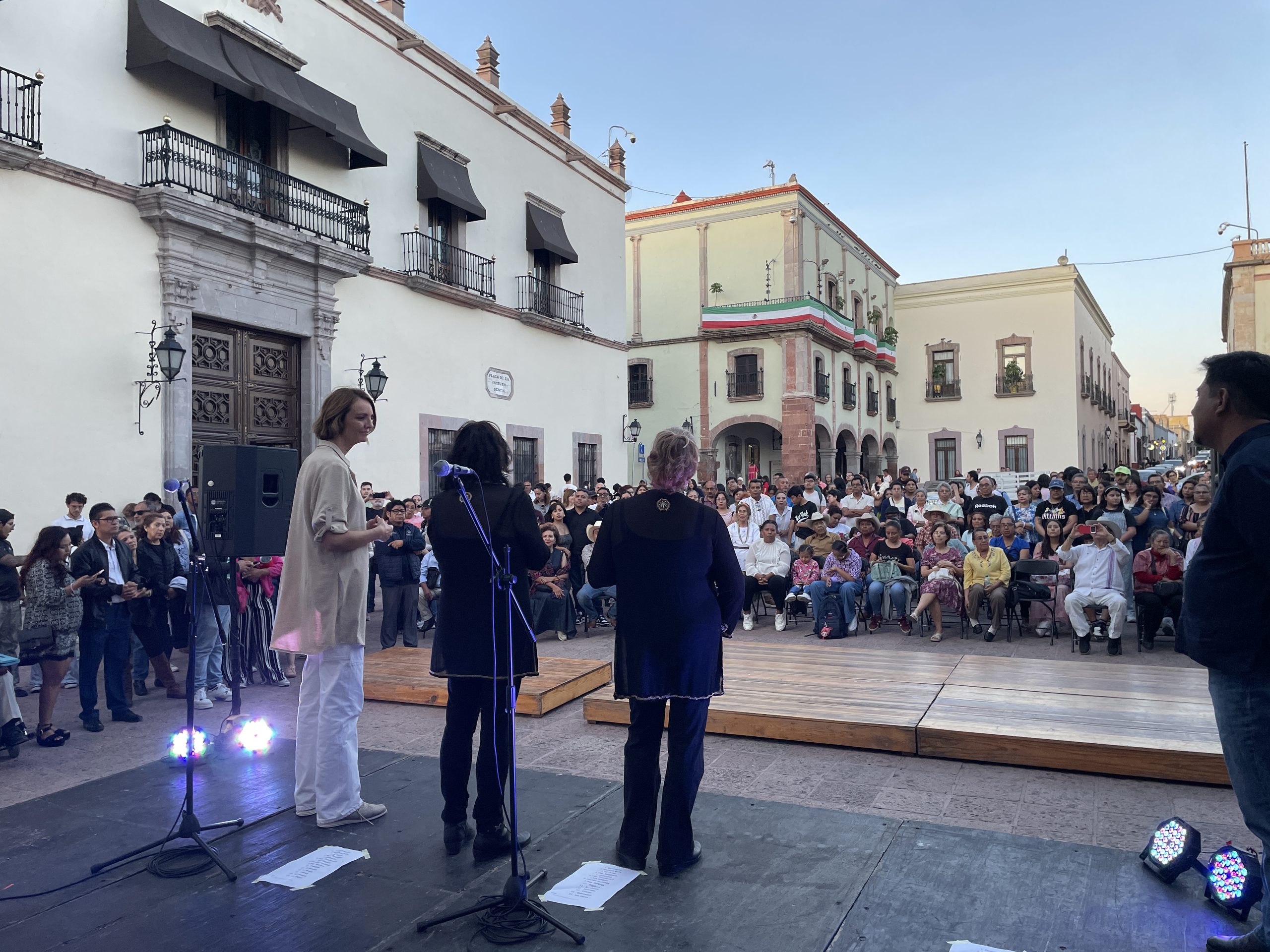 Las Flores de las Huastecas celebran 40 años de trayectoria 🎻