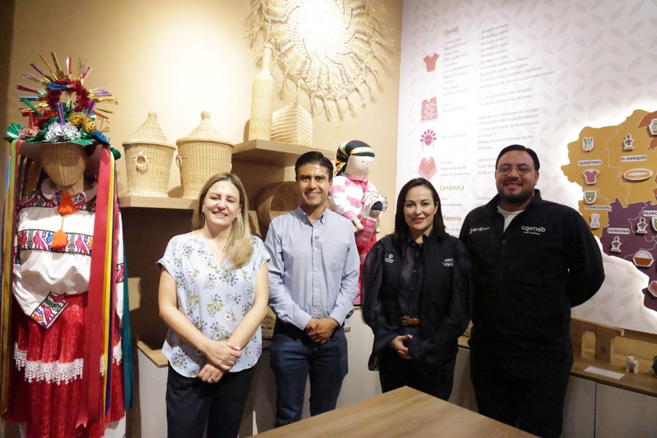 Visita secretario de Desarrollo Social la Casa Queretana de las Artesanías y JAPEQ
